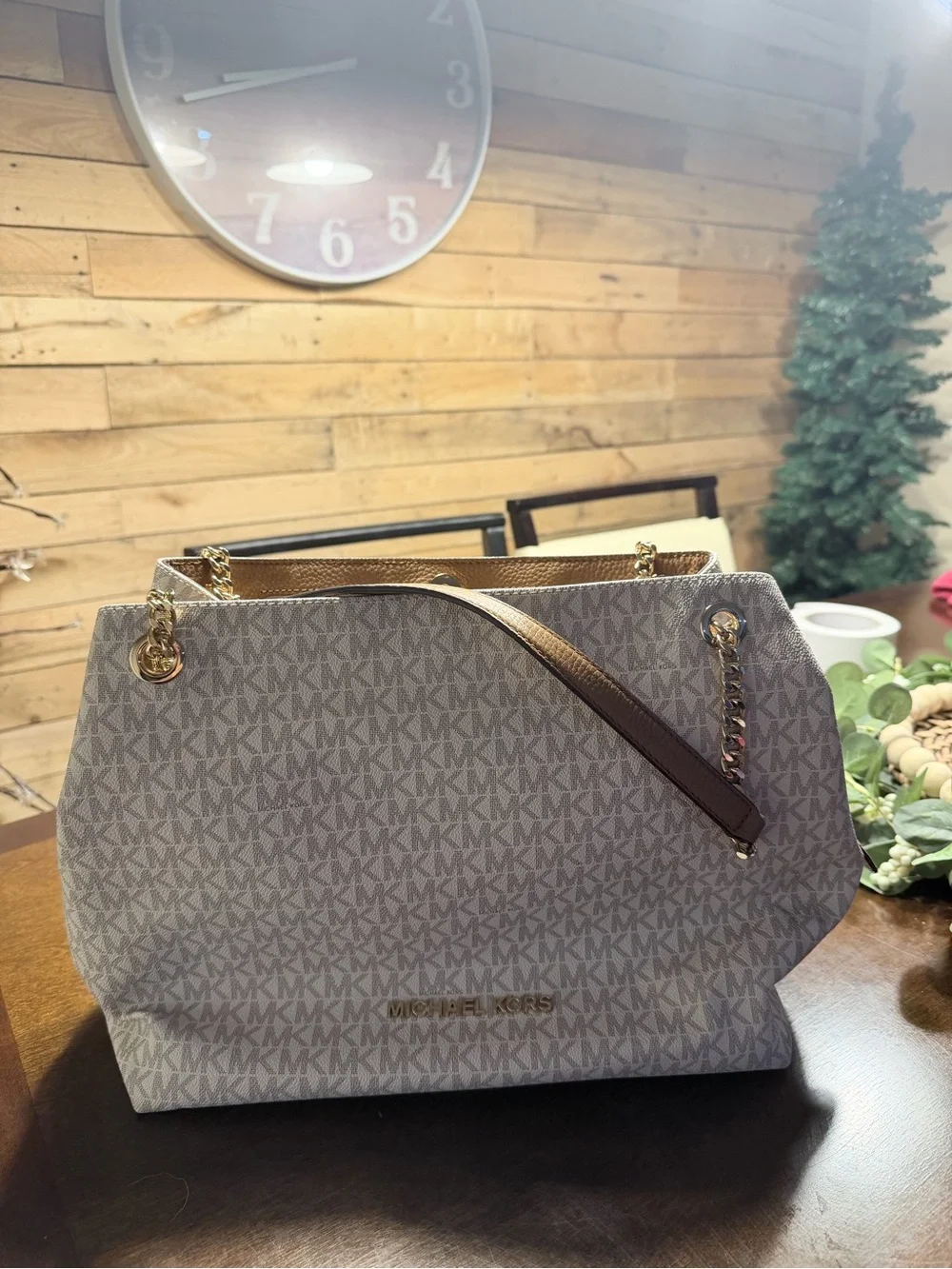 Michael Kors Very Large Jet Set Totes. Great Condition